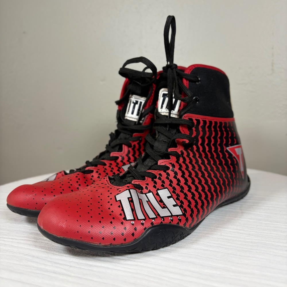 Title Boxing Shoes Red Black Graphic Mid Top Boxing Boots Mens 6 EUR 38.7